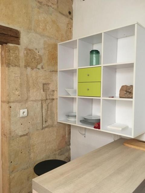 Appart Sympa Dans Le Vieux Nimes Nîmes Exterior foto